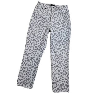 Abercrombie & Fitch Mom Jean in Grey Leopard Print